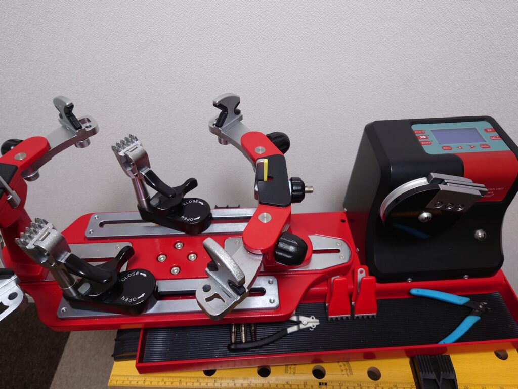 実際に使っている我が家のガット張り機です。